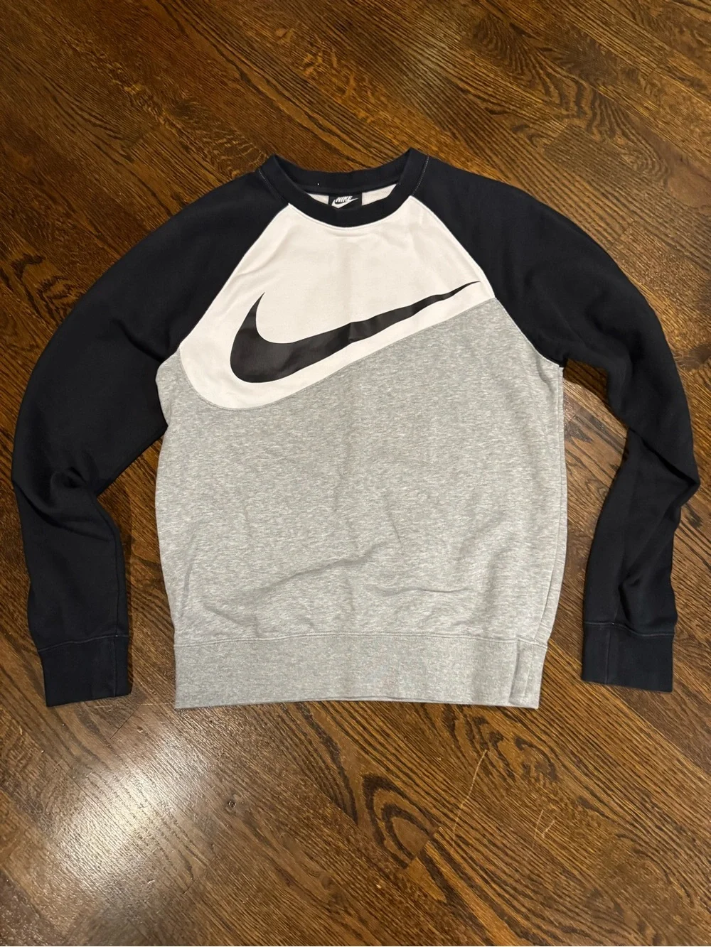 Nike Vintage Colorblock Crewneck Sweatshirt - Black/White/Gray
